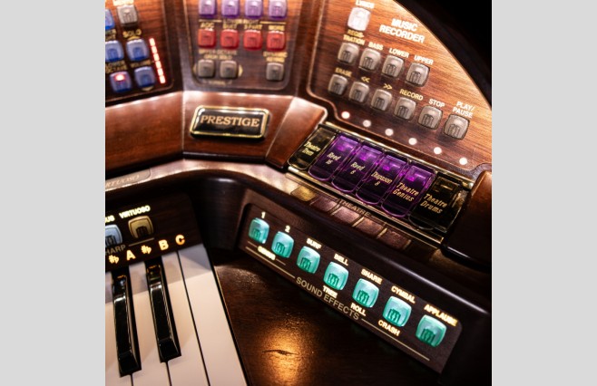 Lowrey Prestige Organ, Used - All Inclusive Top Grade Package (SN:0A5000604C848528) - Image 15